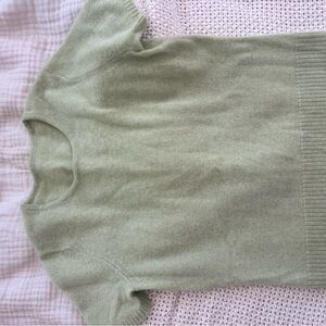 Women's cashmere sweater